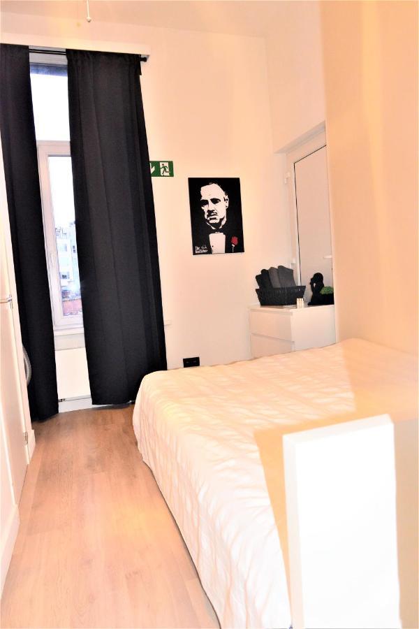Sleep Inn - Black And White Modern Flat With Cityview Antwerp Exterior photo