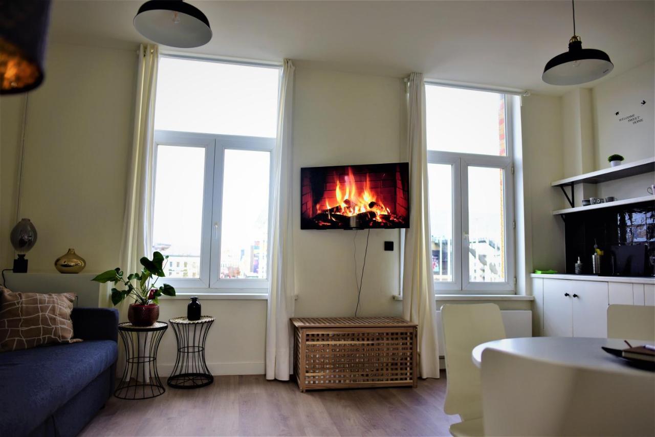 Sleep Inn - Black And White Modern Flat With Cityview Antwerp Exterior photo
